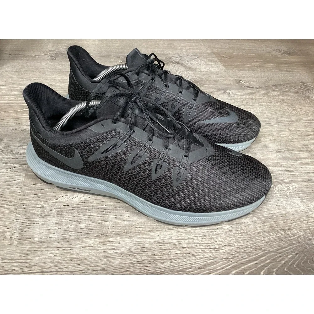 Nike Quest Men's 11.5 M Running Shoes Black Anthracite Grey AV8013-002 Sneakers